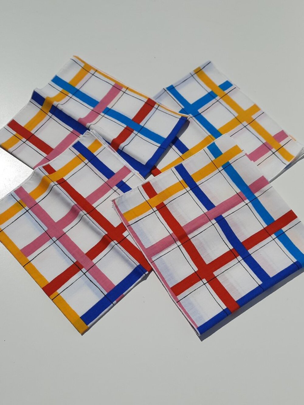 Vintage Cloth Napkins Set of 4 Colorful Geometric Plaid Grid 17x18 MCM Style